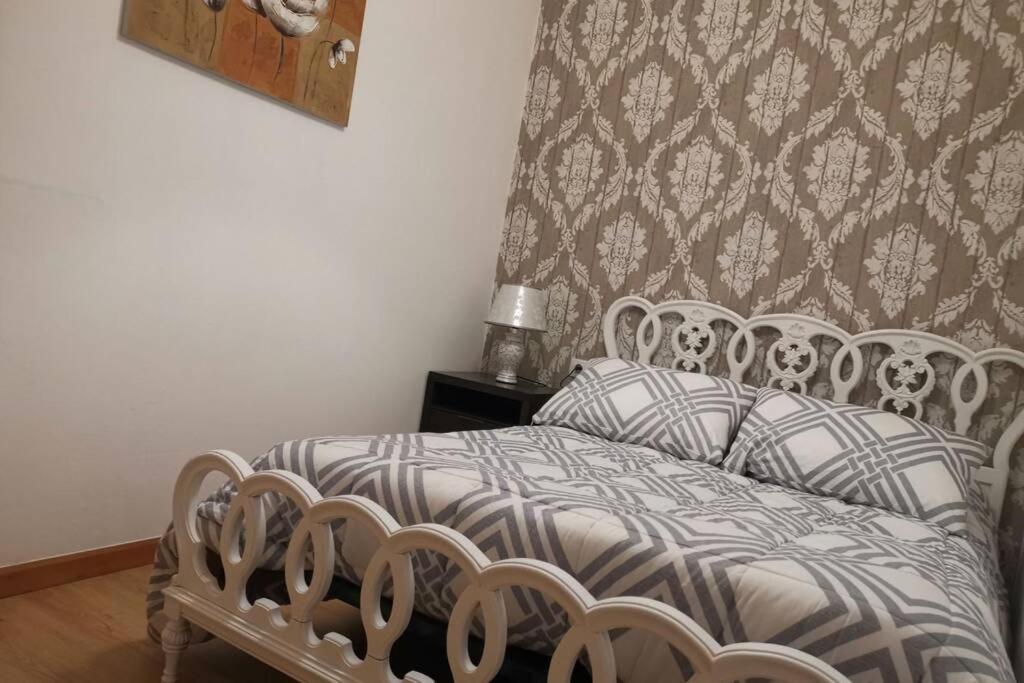 Apartamento Lalin Centro Ll Exteriör bild